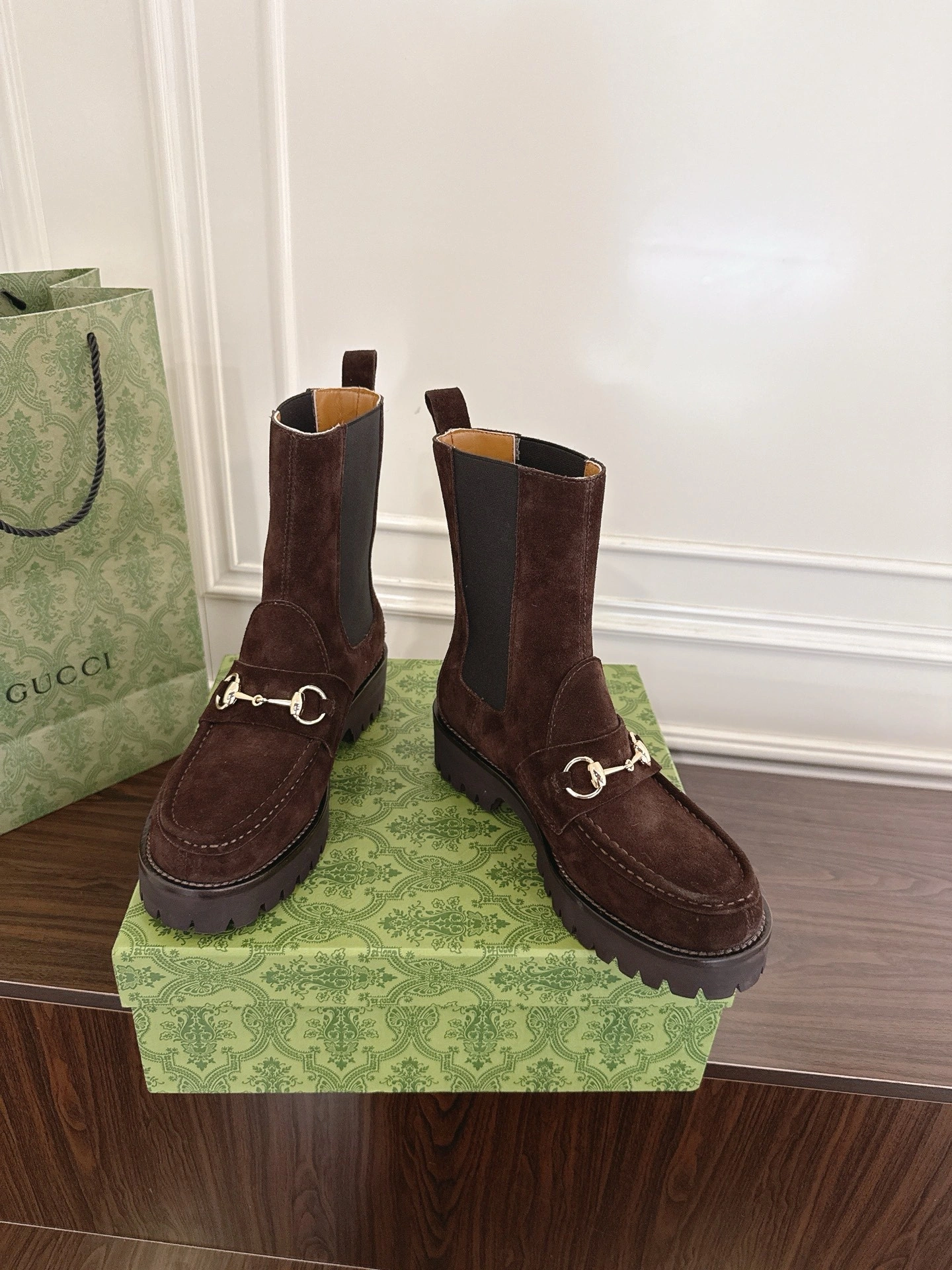 COCO-- 6u33i 834770 AAE73 2046 Calfskin Heel height：4.5cm item:E-X000I1306
